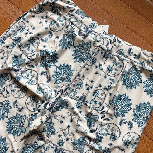 NWT Cato Wide-Leg Paisley Print Pants - Picture 8 of 10